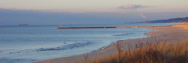 A view north up the shoreline of Lake Michigan from the old channel.